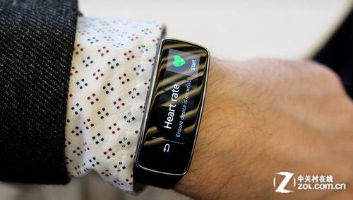 ǰl呟O Gear Fit